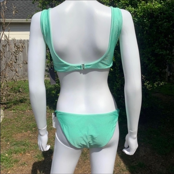 💋NWT Lovers + Friends Mint Green Wrapped Up Bikini Top - Picture 9 of 15